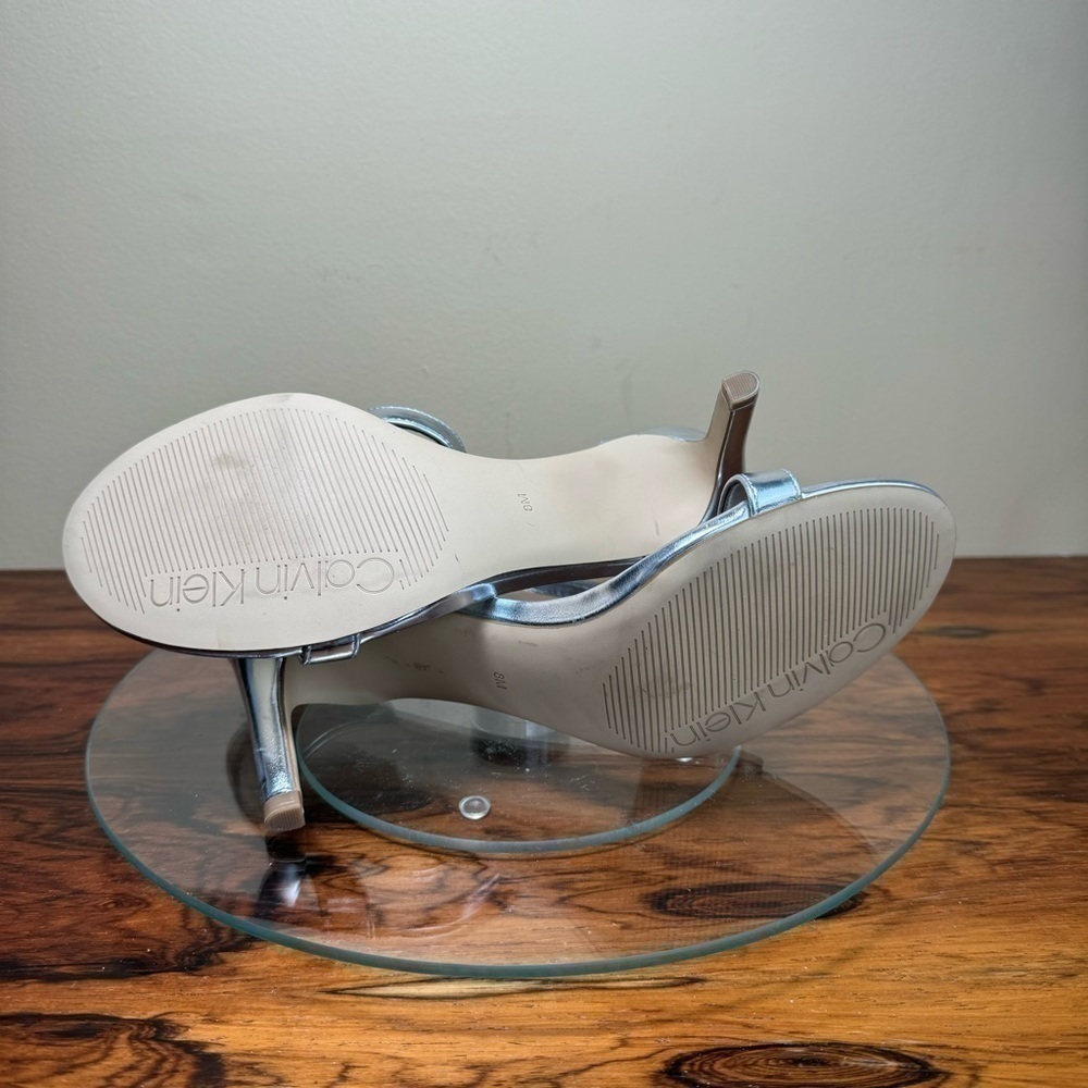 CALVIN KLEIN Women's Fairy Dress Sandals in Silver Faux Leather - Picture 16 of 16